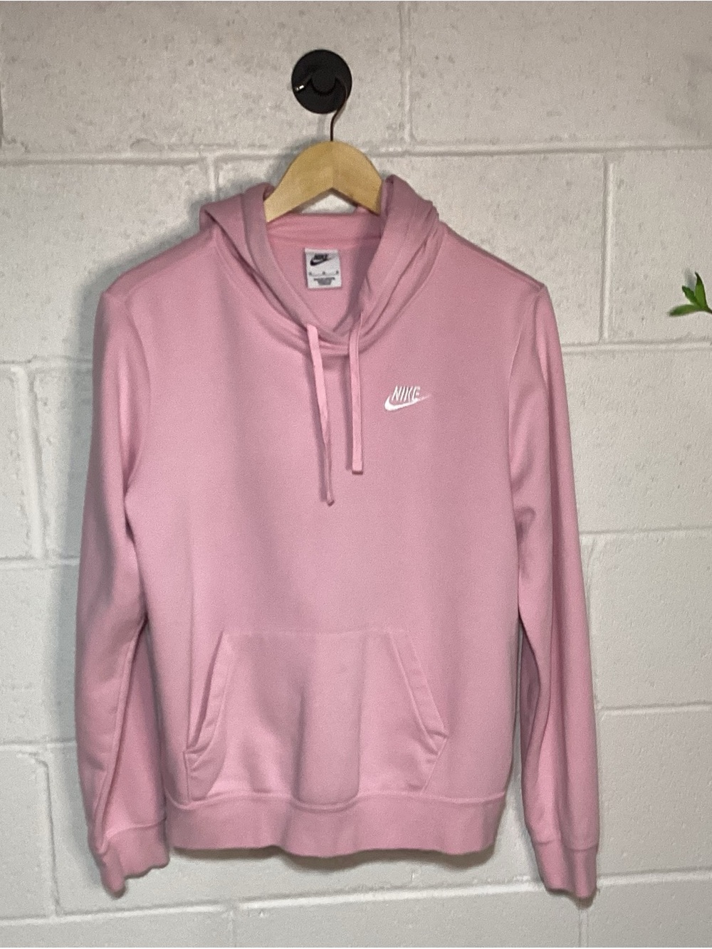 Nike Women's Light Pink Hoodie Sweatshirt | Prettiest Pink!